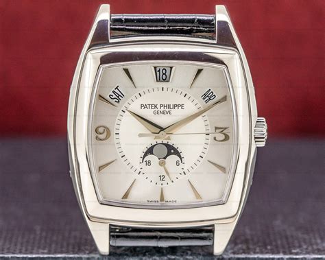 patek philippe 5135 p|Patek Philippe Gondolo Calendario 5135G .